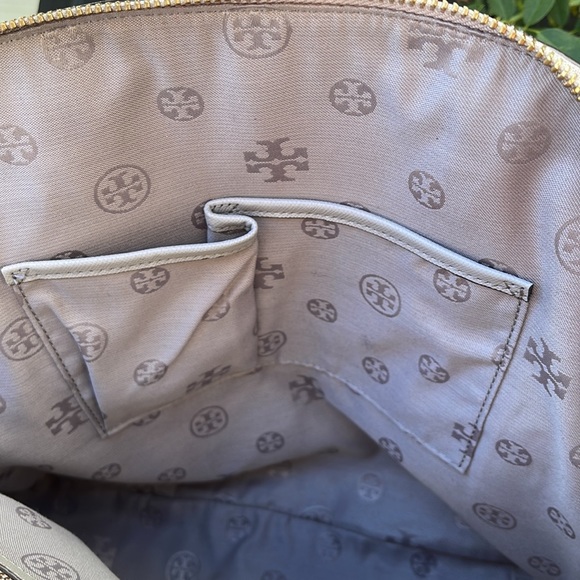 Tory Burch Robinson Stitched Taupe Dome Satchel - Picture 14 of 17